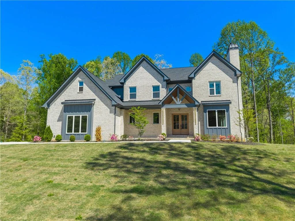 1136 Lexington Ridge Road