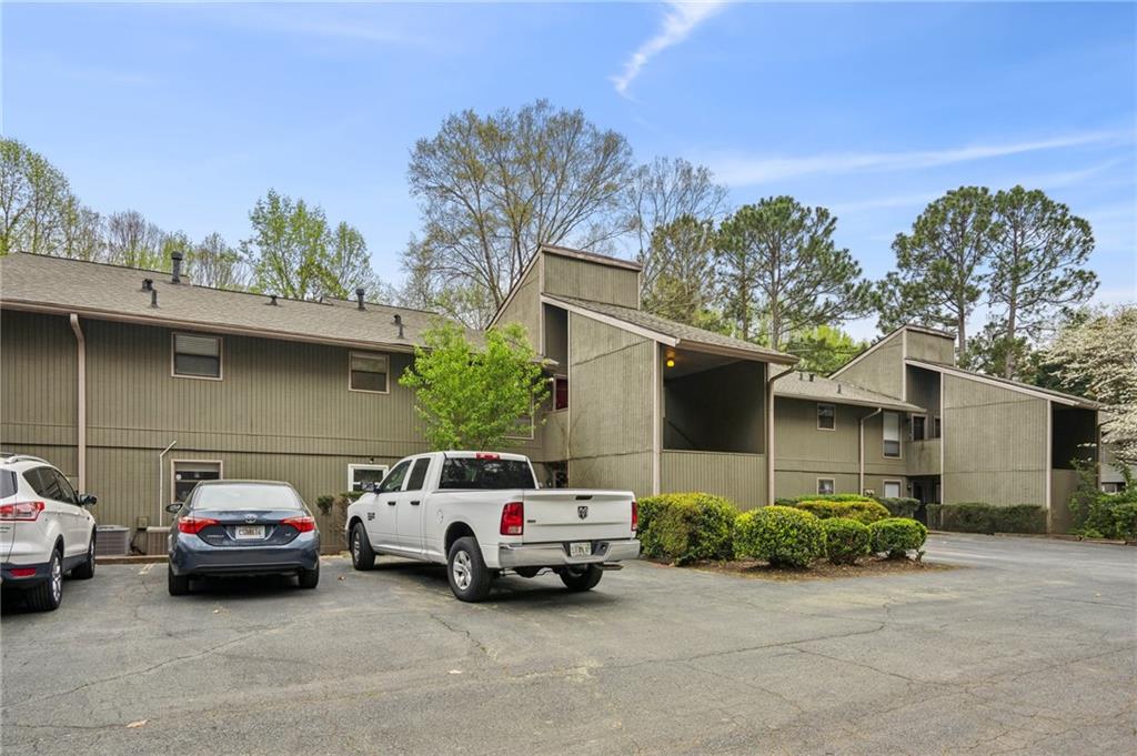 6240 Overlook Road 6240