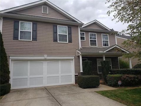 Homes For Sale - 3050 Centerglen Lane<br/> Cumming, GA 30040