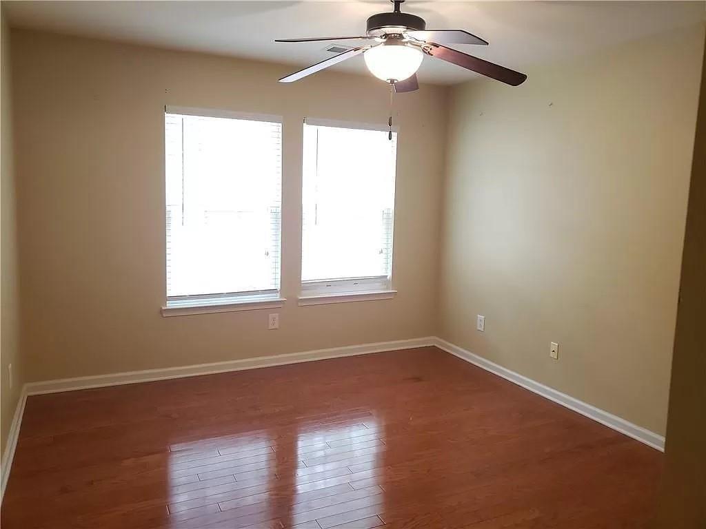 3050 Centerglen Lane