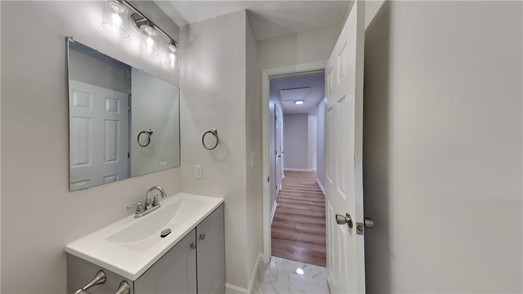 1229 Huntington Place Circle, Lithonia, Georgia image 18