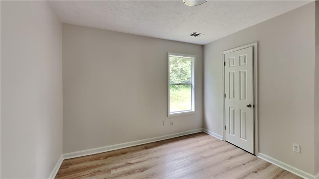 1229 Huntington Place Circle, Lithonia, Georgia image 15