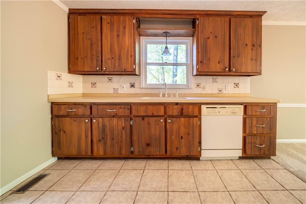 103 Woodhaven Drive, Cartersville, Georgia image 7