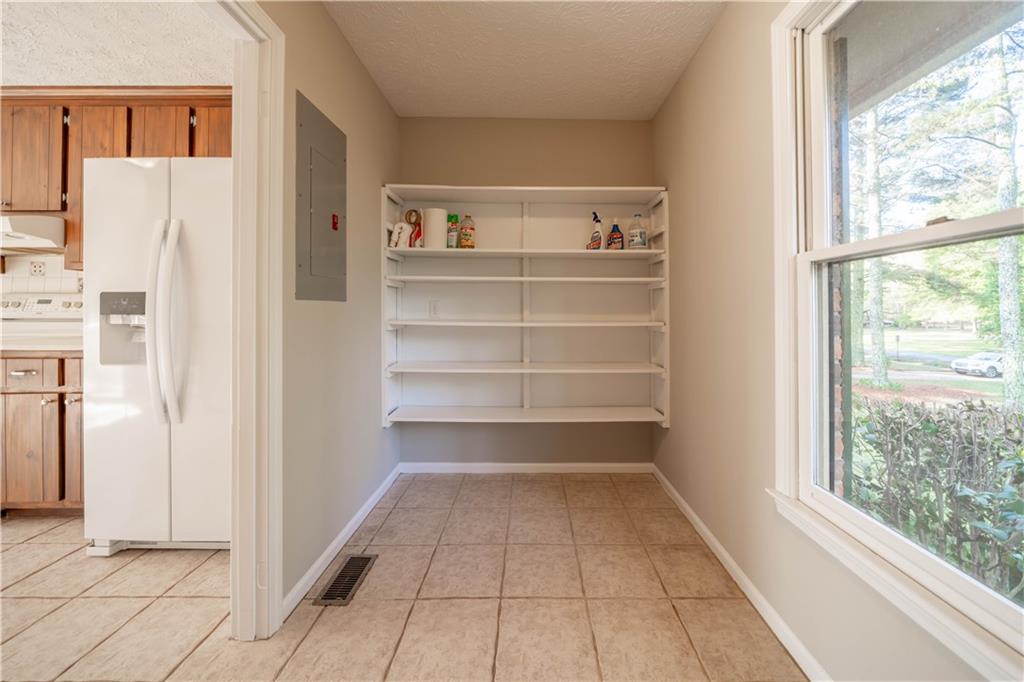 103 Woodhaven Drive, Cartersville, Georgia image 11