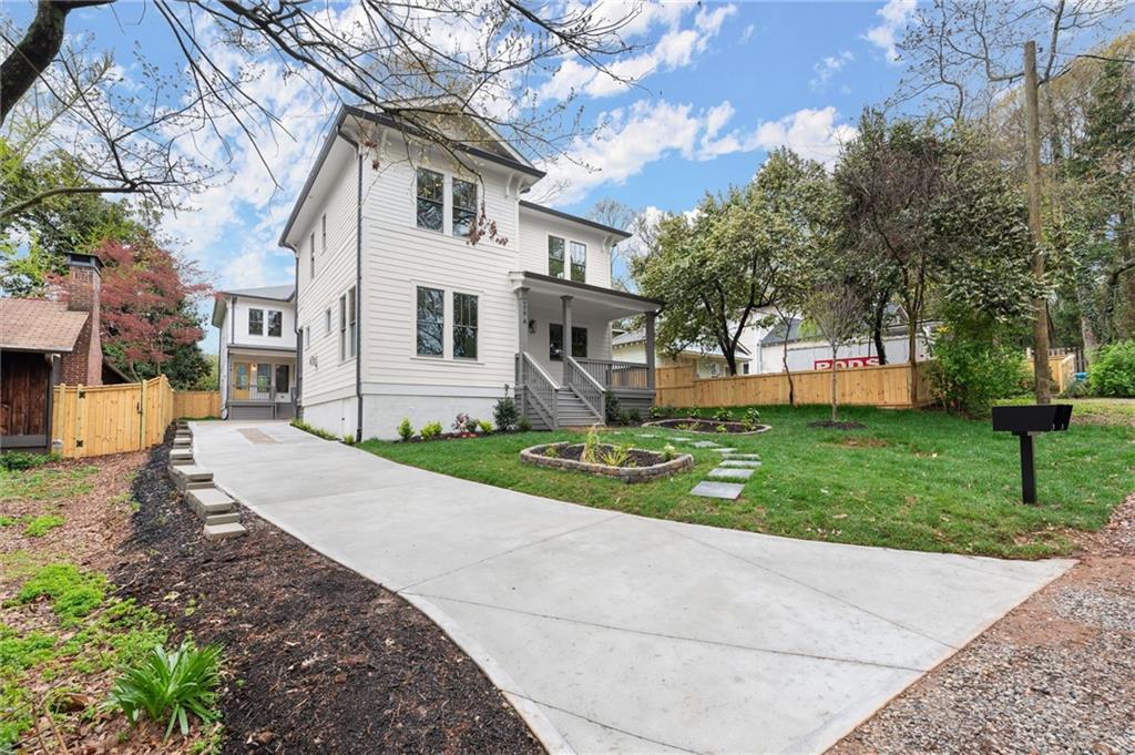 779-A Lynwood Street SE