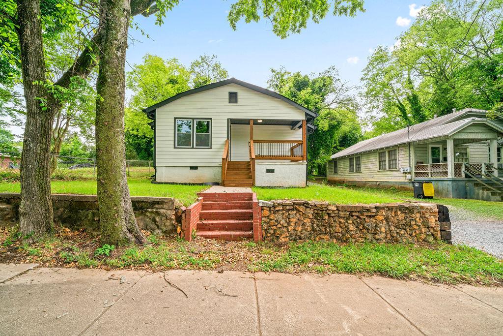 1409 Maple Avenue SW