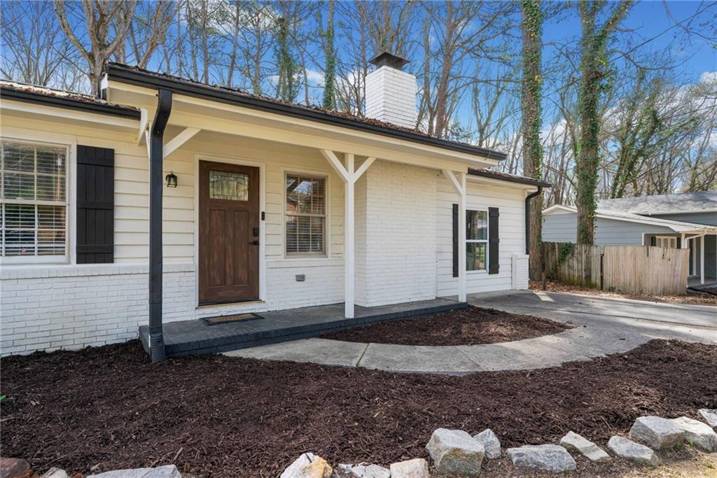 181 Bridgewood Drive, Conyers, Georgia image 2