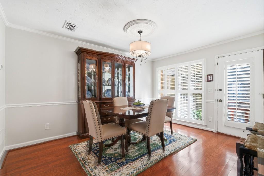 4138 Crape Myrtle Lane