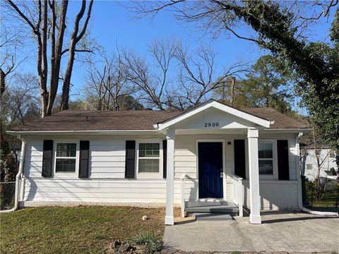 Photo of 2900 Delray Drive NW, Atlanta, GA 30318 (MLS # 7739002)