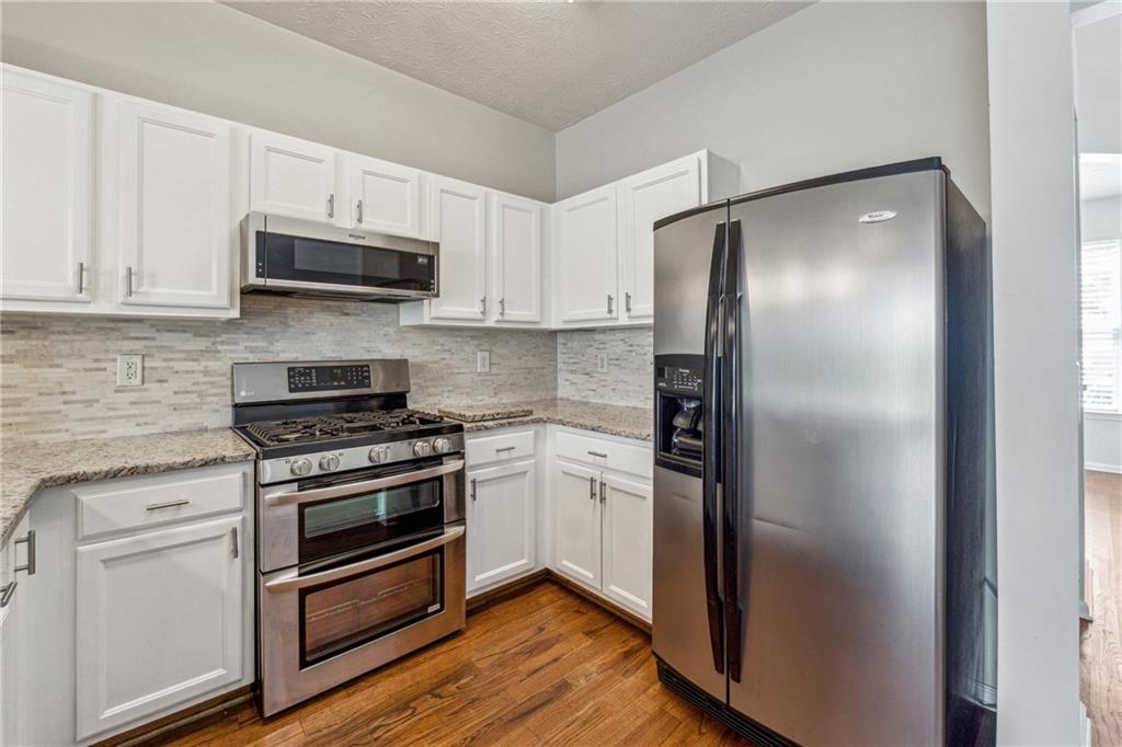 1363 Penhurst Drive, Lawrenceville, Georgia image 9