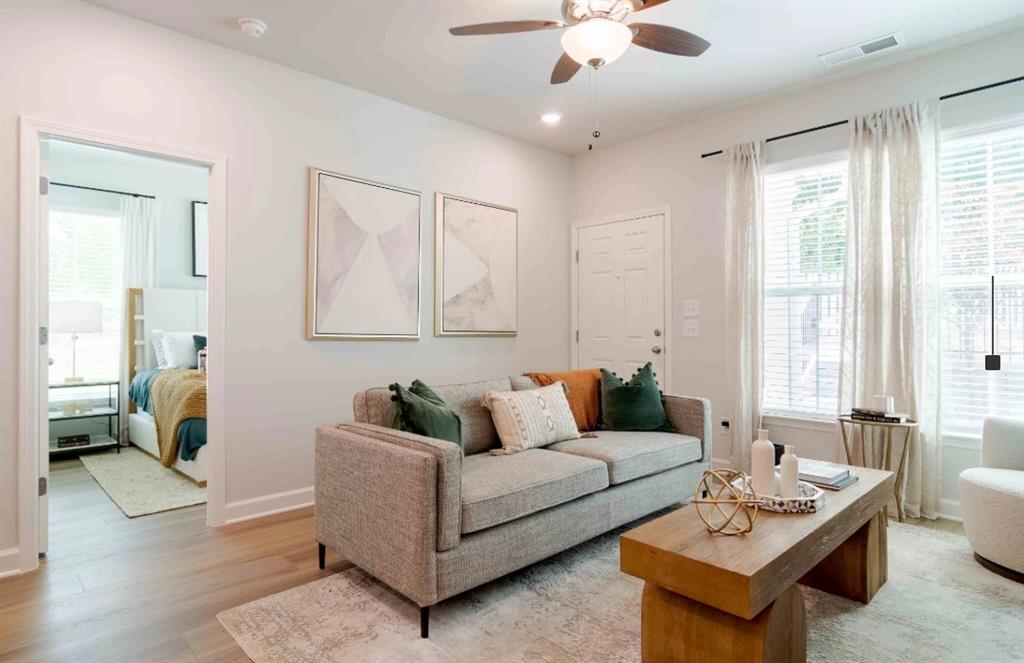 1151 Hunter Trail 90