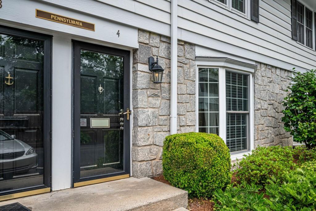 136 Peachtree Memorial Drive NW PA4