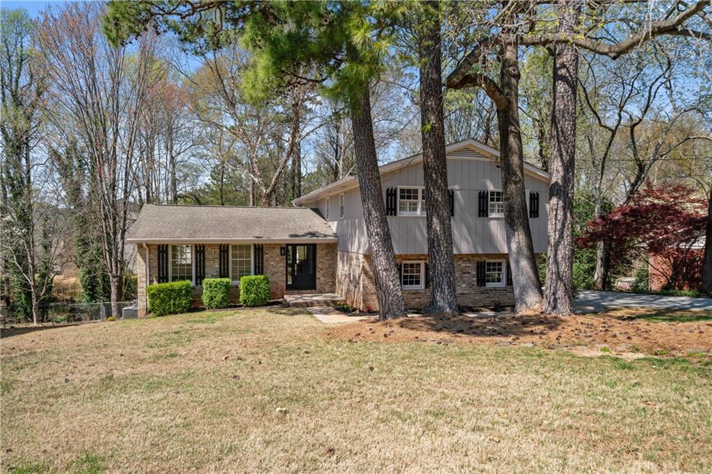 3937 Locklear Way
