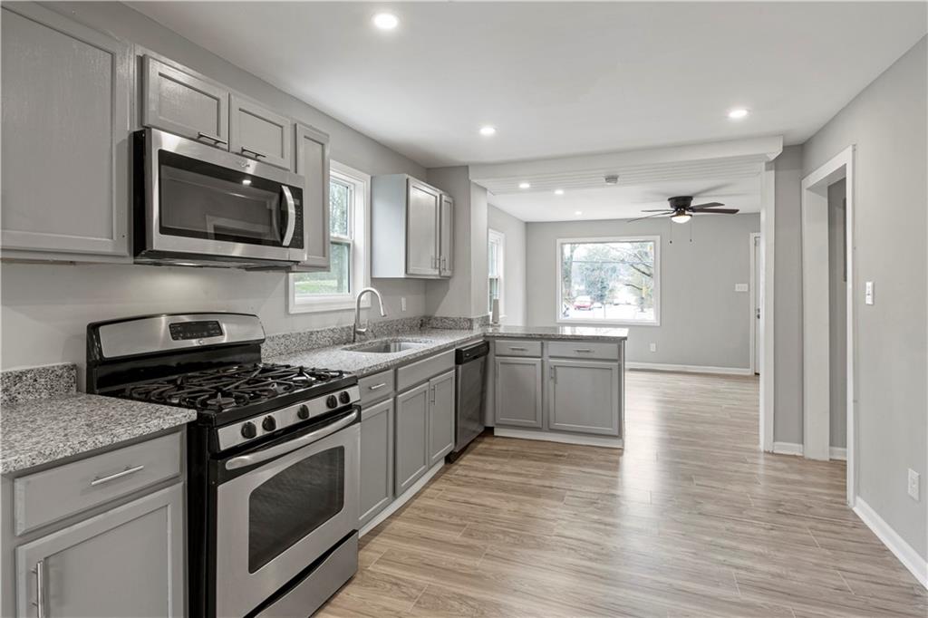 2309 Carver Drive, Atlanta, Georgia image 8