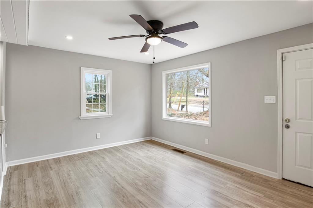 2309 Carver Drive, Atlanta, Georgia image 5