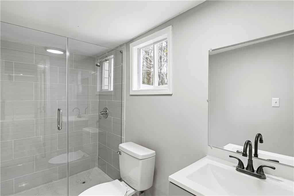 2309 Carver Drive, Atlanta, Georgia image 13
