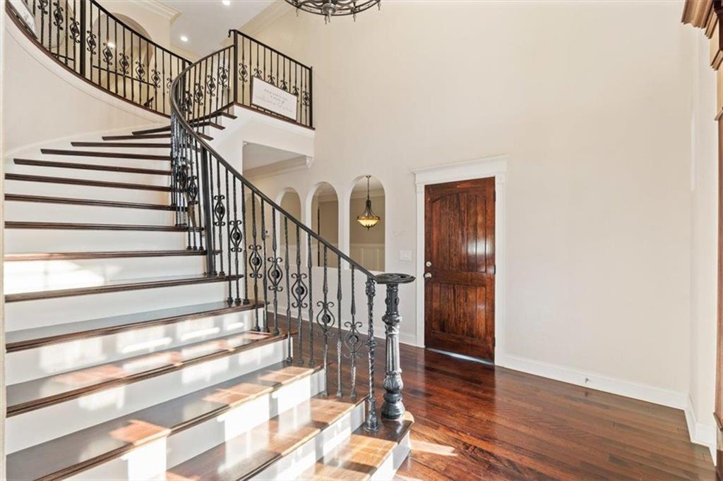 142 Nelson Boulevard NW