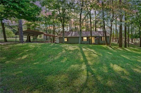 Photo of 704 Johnson Road SE, Adairsville, GA 30103 (MLS # 7755946)