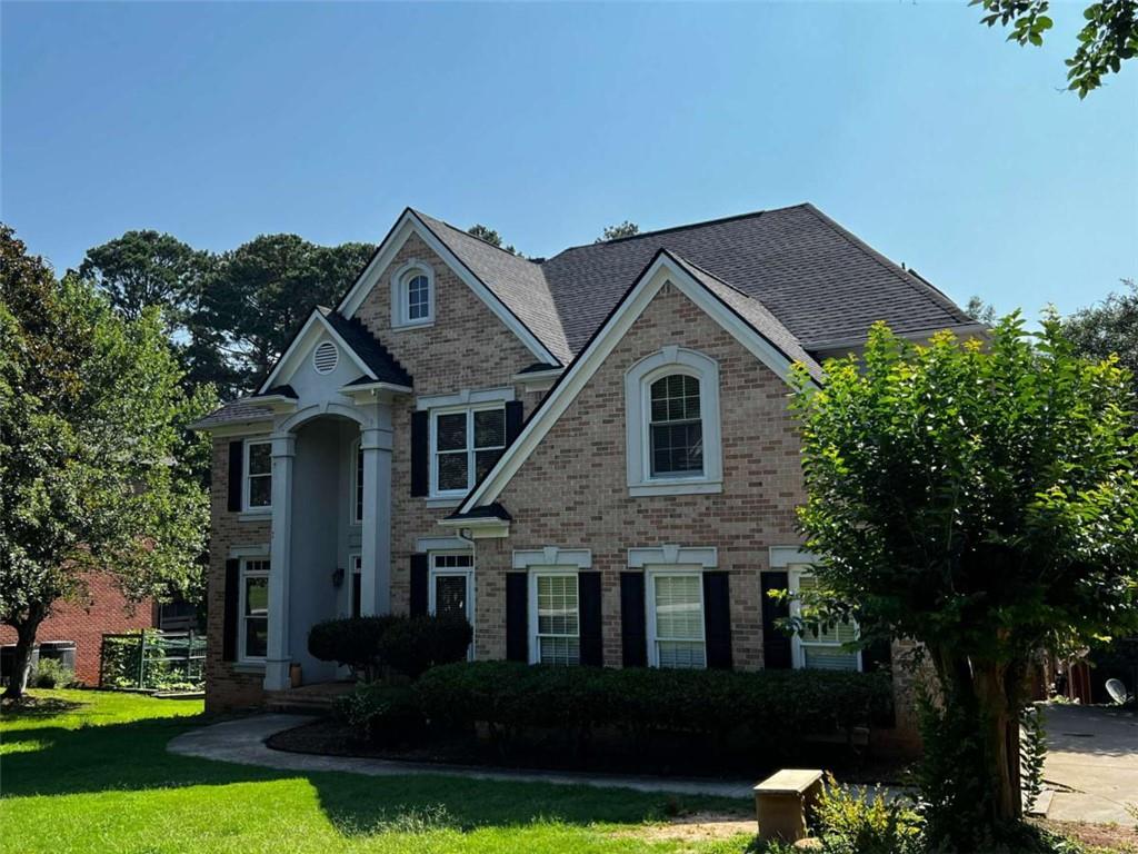 2550 LYNSHIRE Lane