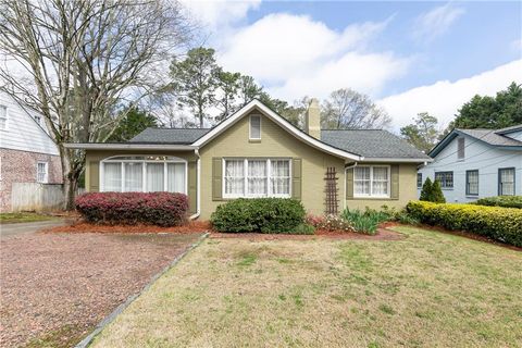 Photo of 683 Collier Road NW, Atlanta, GA 30318 (MLS # 7732956)