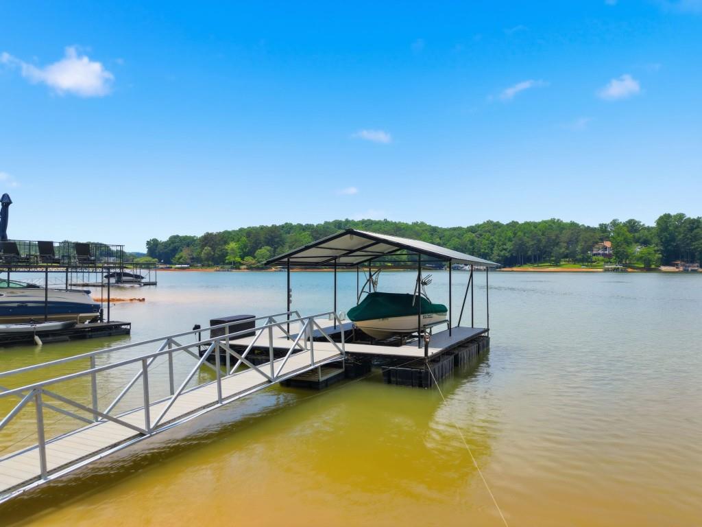 109 Winterhawk Cove