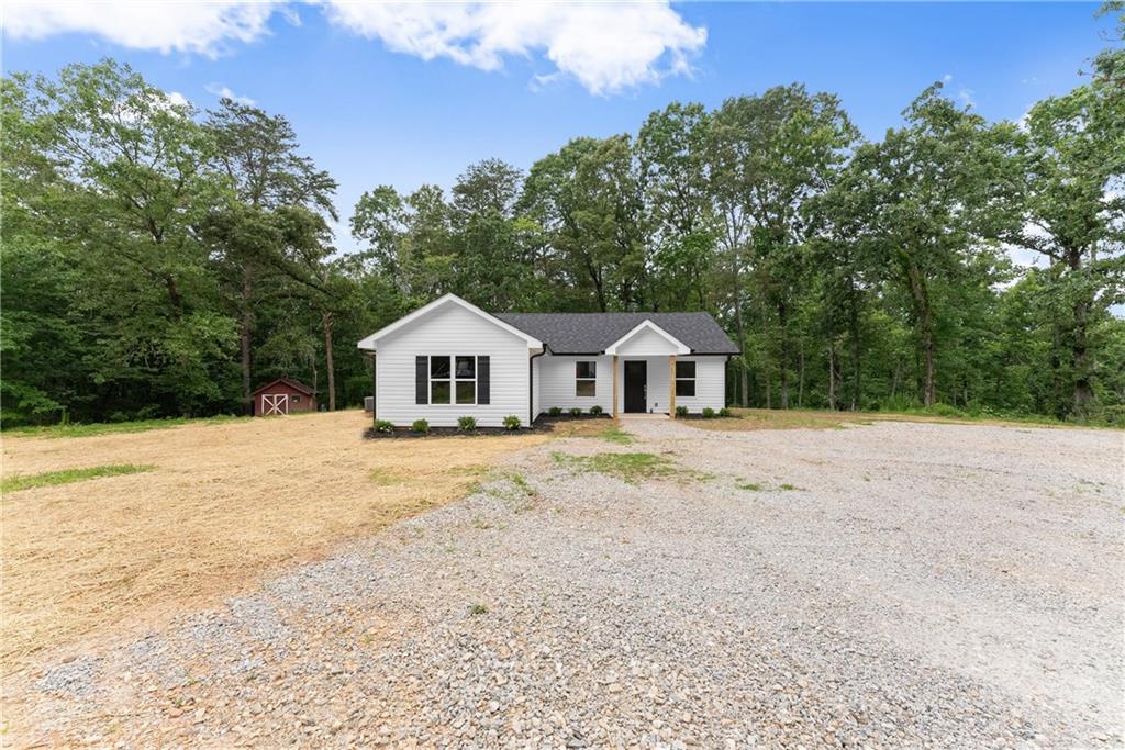 372 Aurum Hill Road