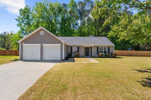 Photo of 3255 Bridgeshaw Drive, Cumming, GA 30028 (MLS # 7756054)