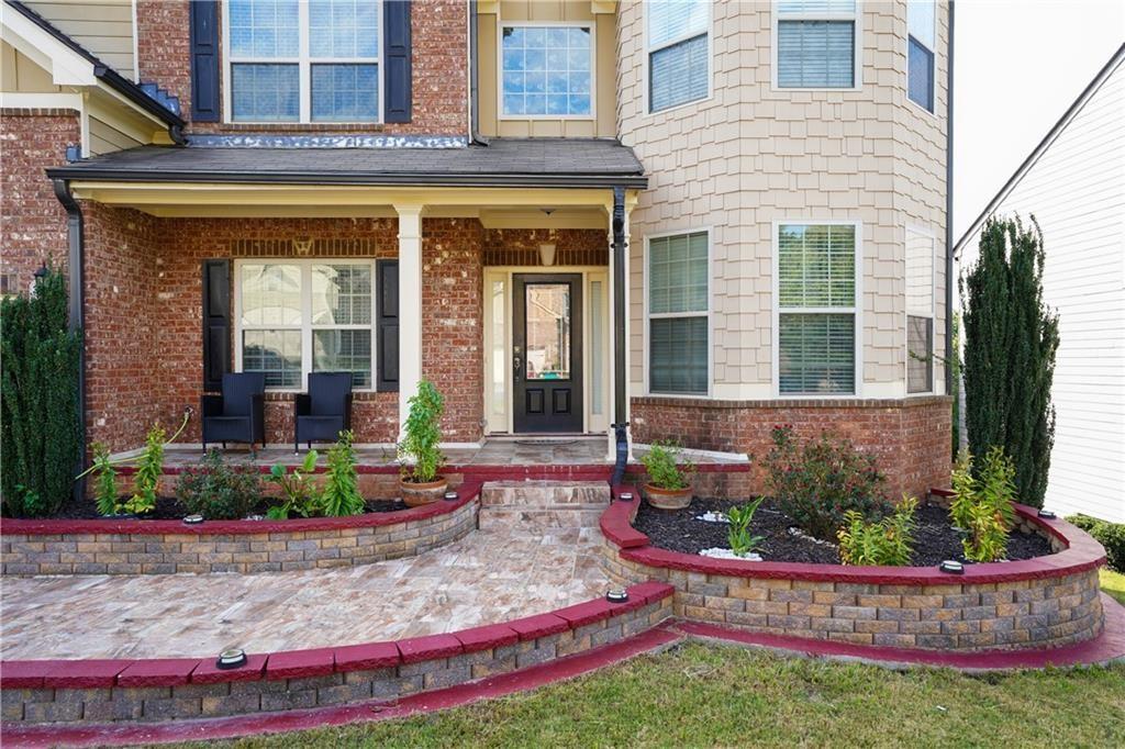 3770 Falling Leaf Lane
