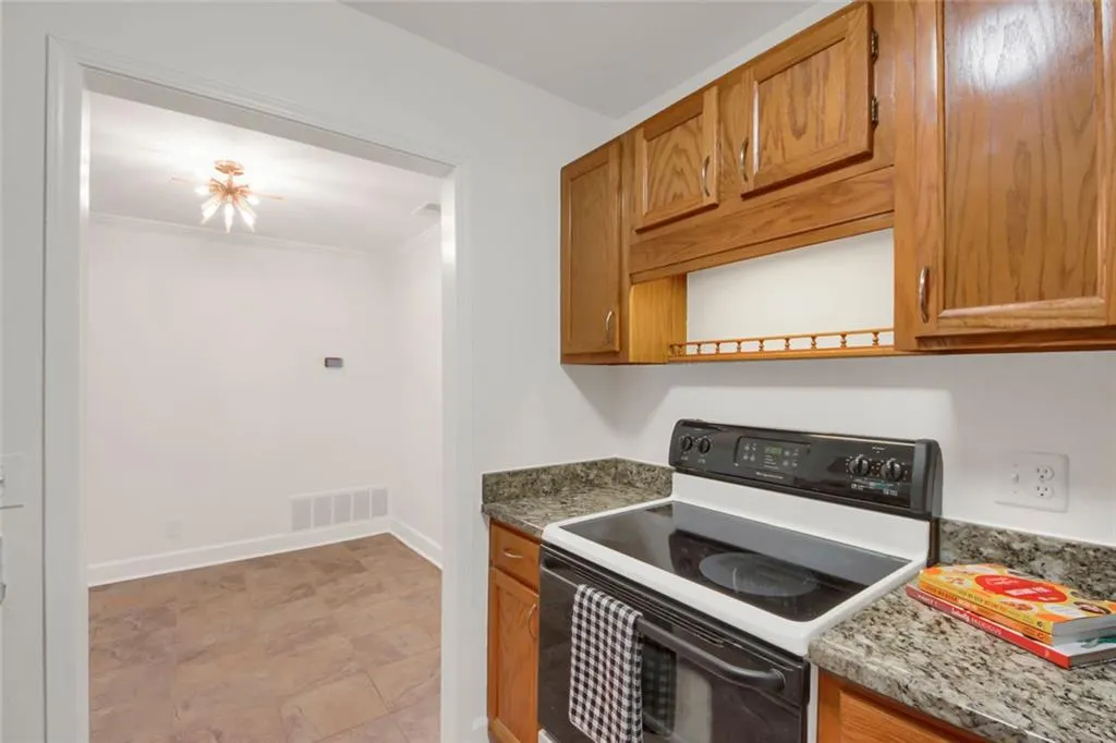 Atlanta, Georgia 30350, United States, 1 Bedroom Bedrooms, ,1 BathroomBathrooms,Residential,Active,217860