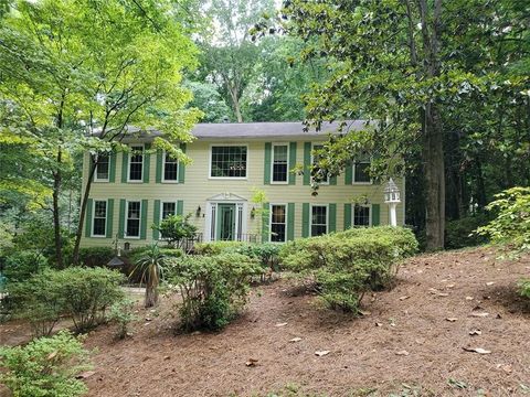 Photo of 3850 Cedar Cliff Court SE, Smyrna, GA 30080 (MLS # 7674308)