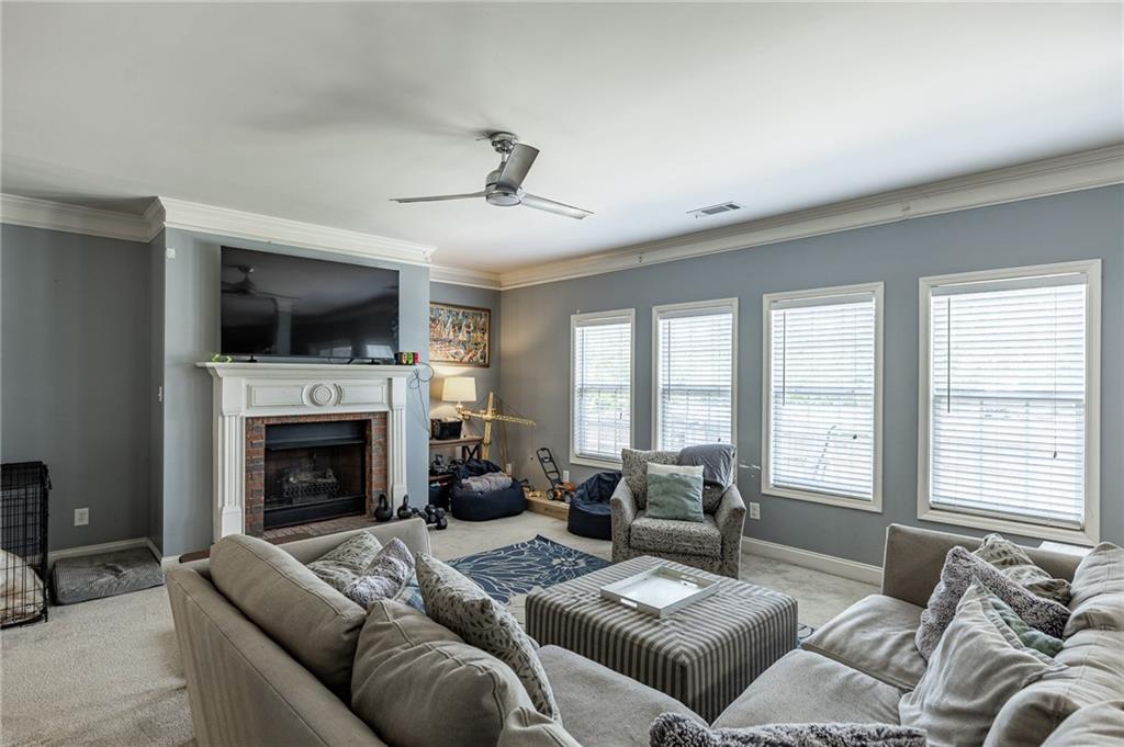 820 Sapphire Lane