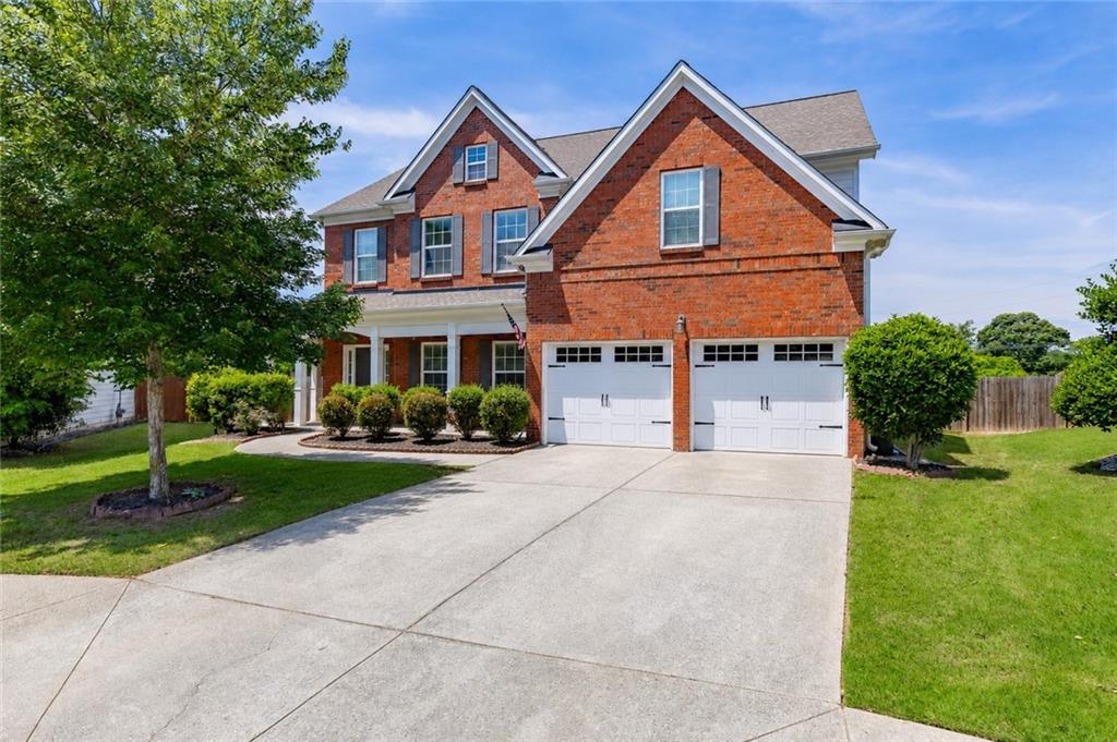 820 Sapphire Lane