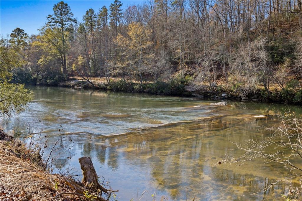 275 River Cliff Drive, Cornelia, Georgia image 4