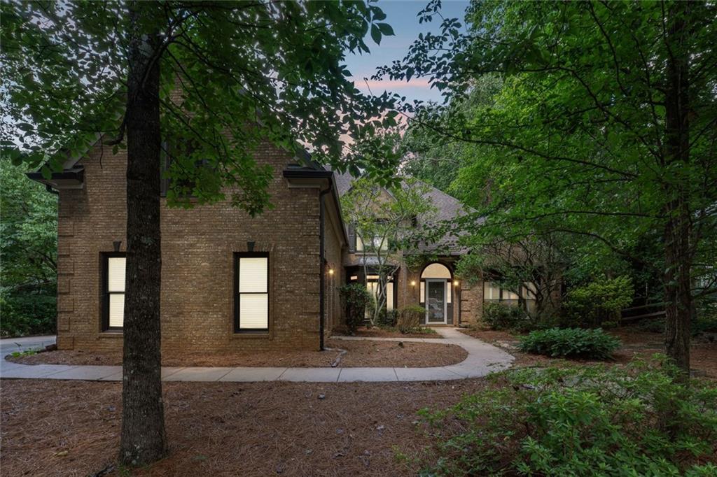 7035 Ridge Forest Walk