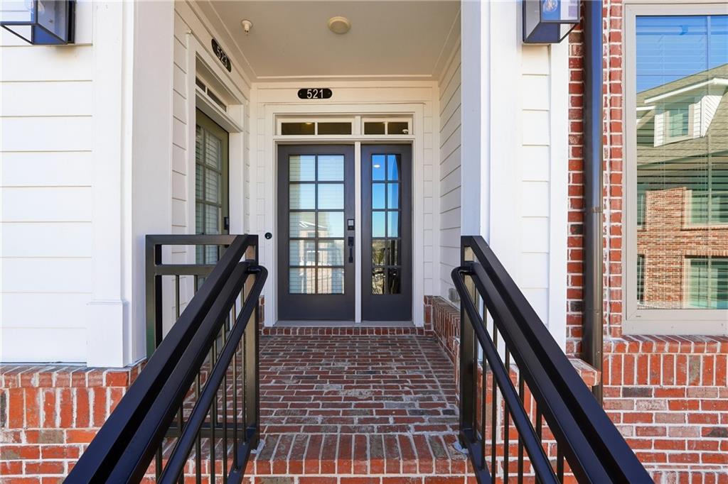 521 Burton Drive 704