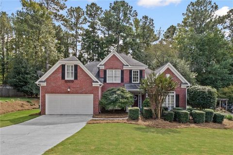 850 Heathland Court Roswell GA 30075