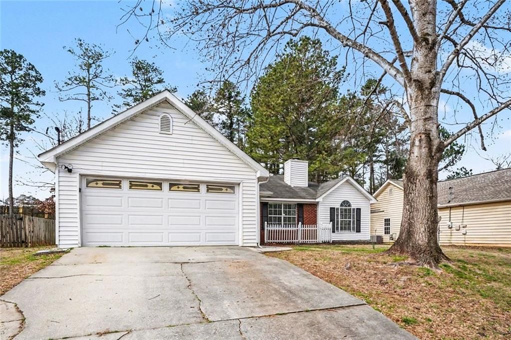 Photo of 1141 Sunday Lane, Jonesboro, GA 30238 (MLS # 7728477)