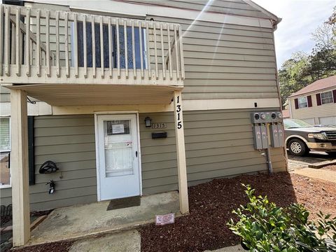 1315 Old Coach Road SW Marietta GA 30008