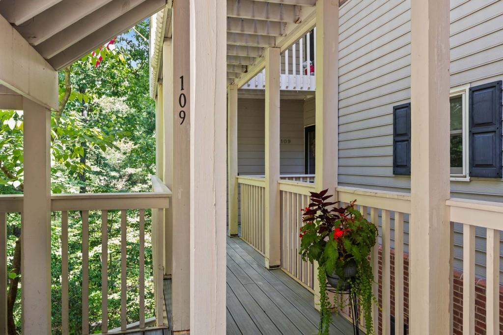 109 Bainbridge Drive