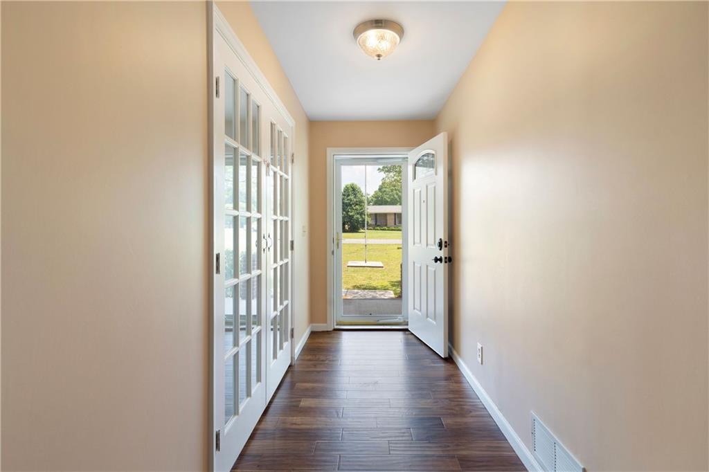 22 Benham Circle, Cartersville, Georgia image 12