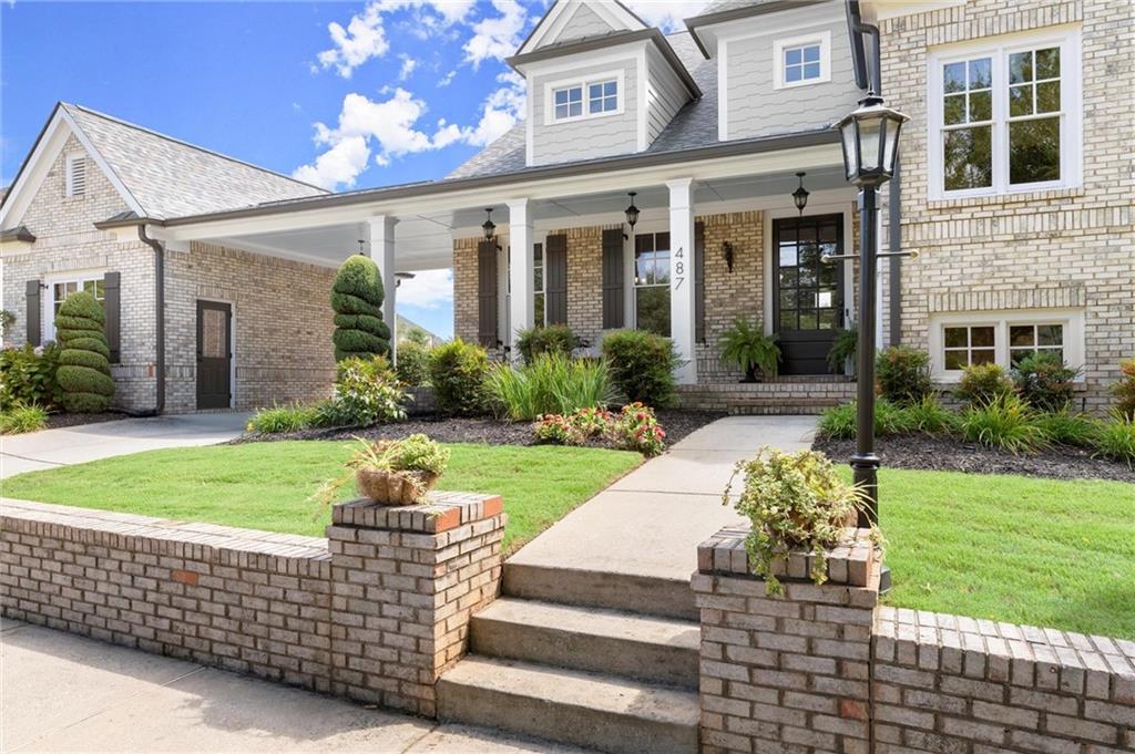 487 Carmichael Circle