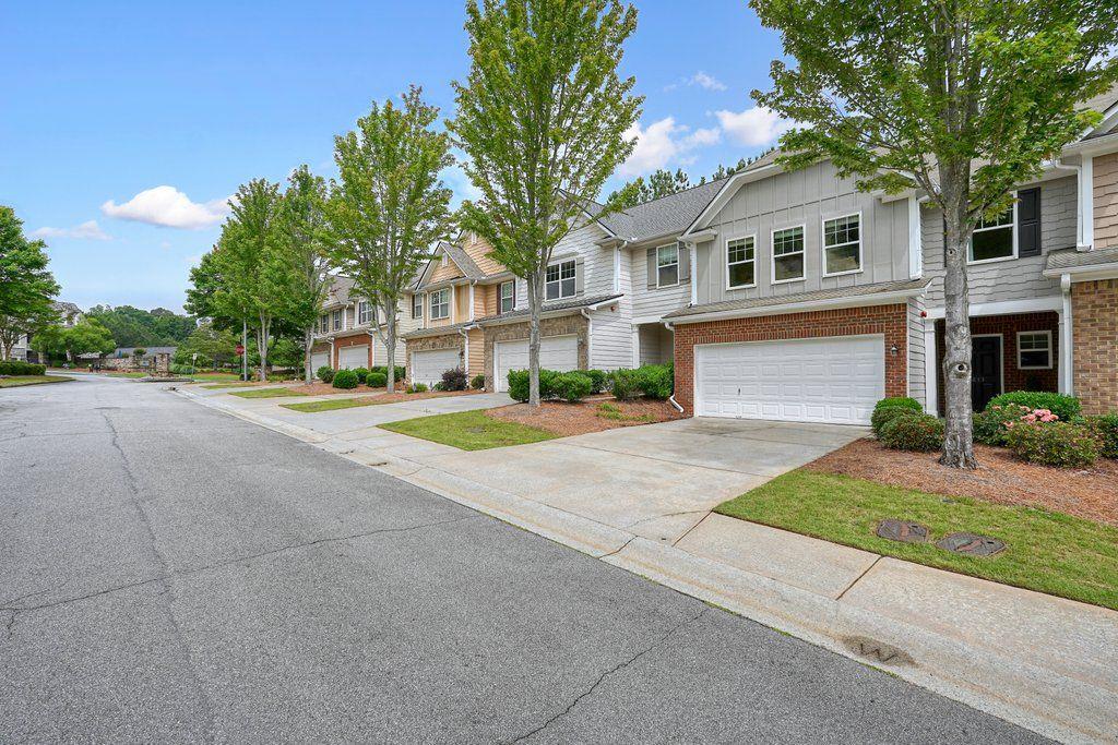 411 MOUNTAIN VIEW Lane