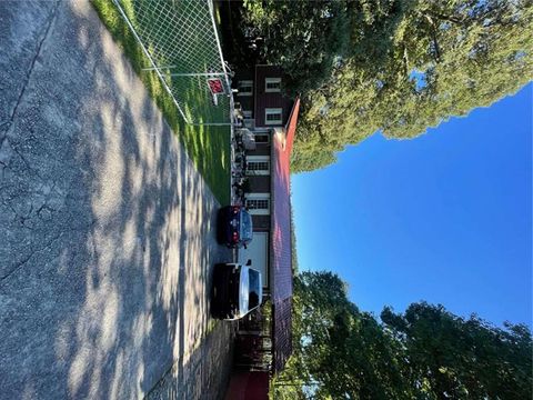 Homes For Sale - 160 Charlotte Boulevard<br/> Henry County, Stockbridge, GA 30281