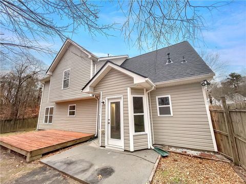 A home in Fairburn