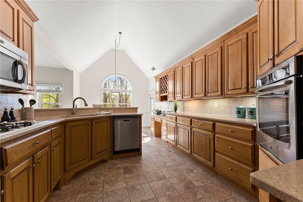 1274 Harvest Lane, Hoschton, Georgia image 10