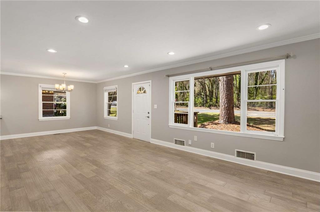 2462 Macon Drive SW
