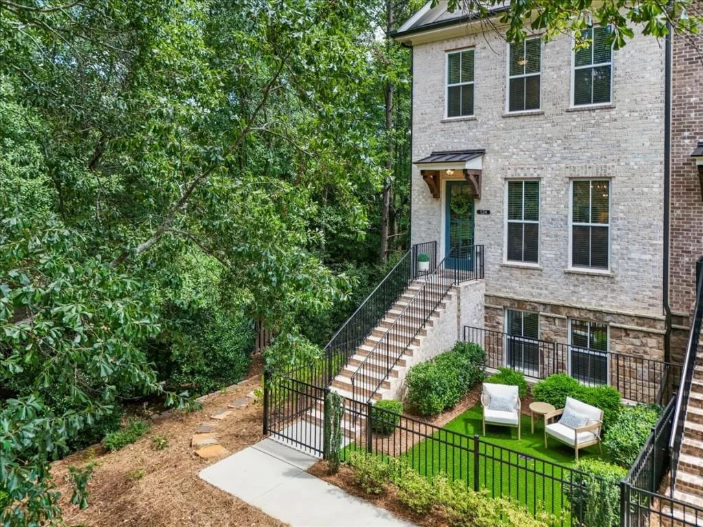 124 Everley Walk, Alpharetta, GA, 30009