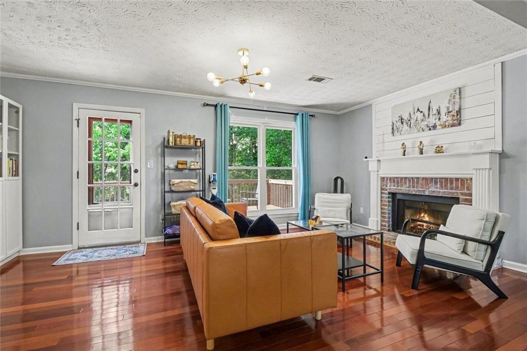 825 Crab Orchard Drive