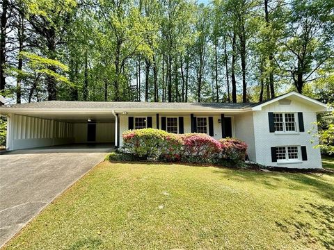 Photo of 701 Brookline Drive SE, Marietta, GA 30067 (MLS # 7748272)