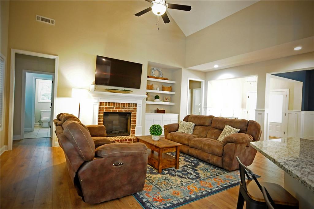 8145 Lakeview Parkway, Villa Rica, Georgia image 5